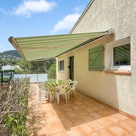 Terrasse Privée, à 5 Min Des Plages